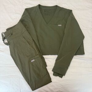 Figs Olive Green Women's Scrub Set